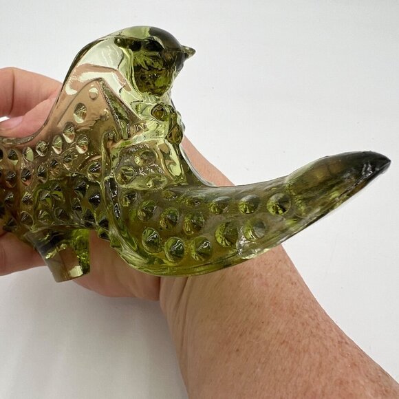 Fenton Glass Green Hobnail Cat Slipper Shoe in Excellent Condition - Picture 2 of 9